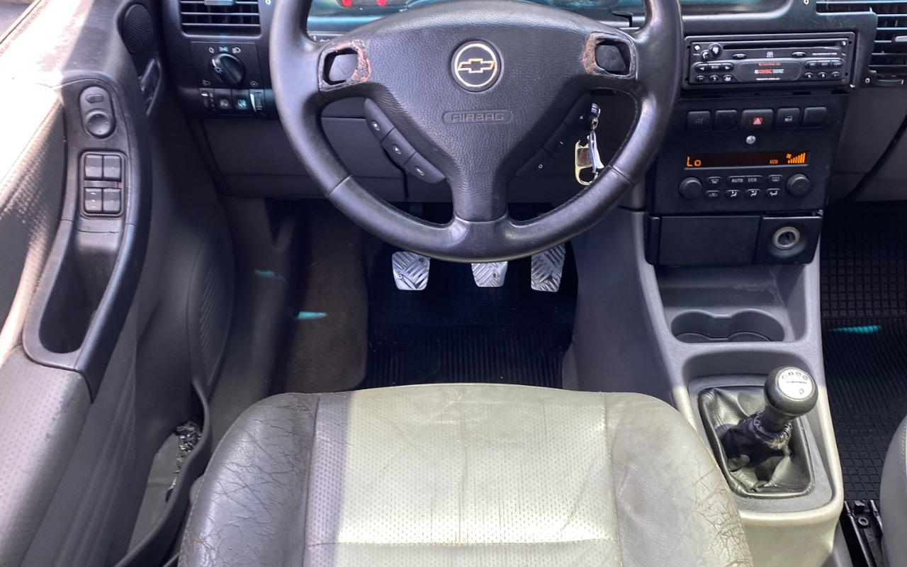 imagem-https://www.socarrao.com.br/sc-vehicle-images-prod/878039/1772025019197-SU1HXzIyNzEuanBlZw.jpeg