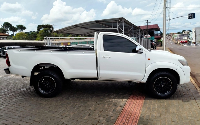 imagem-https://www.socarrao.com.br/sc-vehicle-images-prod/879036/1773081141888-93d1069077e4472b8f9275bc88d70254_1770052078822.jpeg