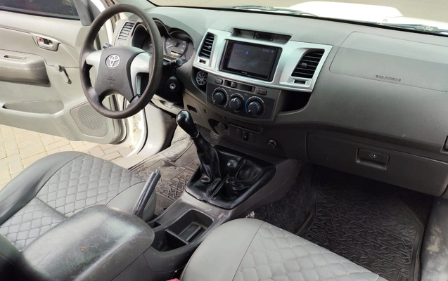 imagem-https://www.socarrao.com.br/sc-vehicle-images-prod/879036/1773081141895-d3d2026f6e564507a1cb27db6e3447b3_1770052083973.jpeg