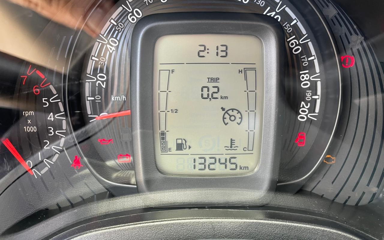 imagem-https://www.socarrao.com.br/sc-vehicle-images-prod/879051/1772022977810-Q0U2NTY1RTgtNDkzMi00MUU4LTk4RjUtOUVCQTQ5MTBDNDQxLmpwZWc.jpeg