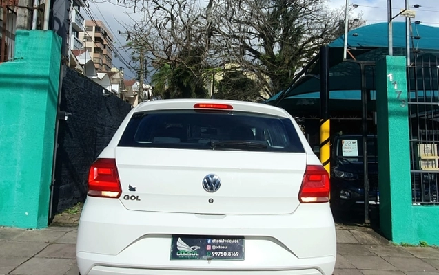 imagem-https://www.socarrao.com.br/sc-vehicle-images-prod/879364/1785500733256-mmJcvFEK56eIb2M3Uru4mrJxIVQGUPCf.jpg