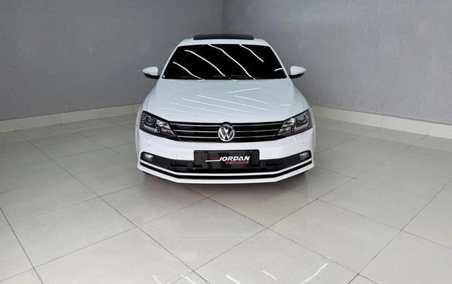 imagem-https://www.socarrao.com.br/sc-vehicle-images-prod/879522/1784749405039-7837956_3_B_6a78c38d90.jpeg