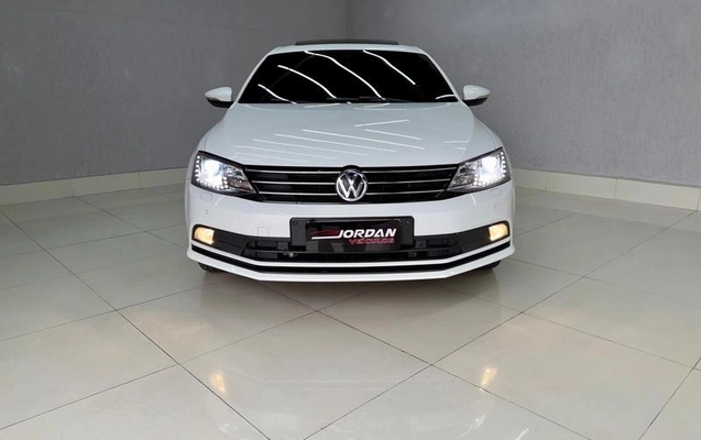 imagem-https://www.socarrao.com.br/sc-vehicle-images-prod/879522/1784749405040-7837956_4_B_b513b9215f.jpeg