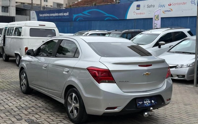 imagem-https://www.socarrao.com.br/sc-vehicle-images-prod/879743/1779133466697-7838343_5_B_6cc641ae6b.jpeg