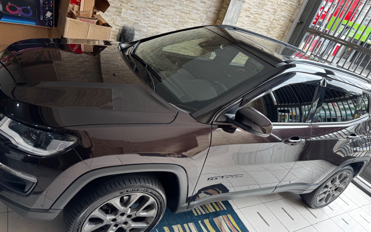imagem-https://www.socarrao.com.br/sc-vehicle-images-prod/879816/1772036800327-SU1HXzM0ODkuanBlZw.jpeg
