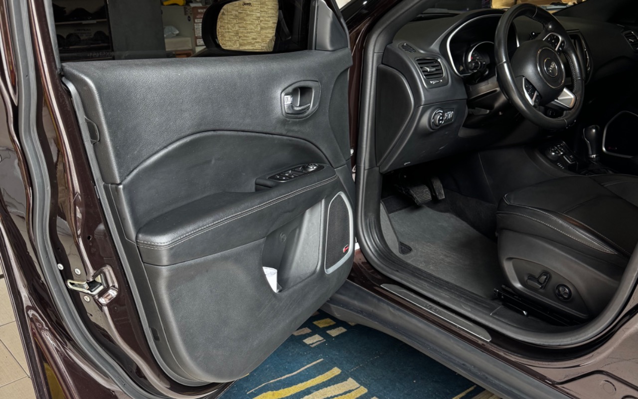 imagem-https://www.socarrao.com.br/sc-vehicle-images-prod/879816/1772036800617-SU1HXzM0OTAuanBlZw.jpeg