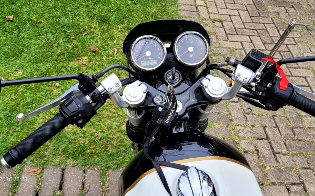 imagem-https://www.socarrao.com.br/sc-vehicle-images-prod/879925/1772037002540-V2hhdHNBcHAgSW1hZ2UgMjAyNi0wMi0yNSBhdCAxMi4yNC4yMS5qcGVn.jpeg