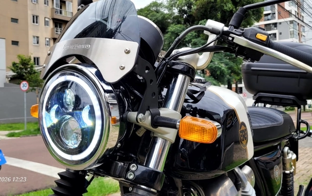 imagem-https://www.socarrao.com.br/sc-vehicle-images-prod/879925/1772037002689-V2hhdHNBcHAgSW1hZ2UgMjAyNi0wMi0yNSBhdCAxMi4yNC4yMSAoMSkuanBlZw.jpeg