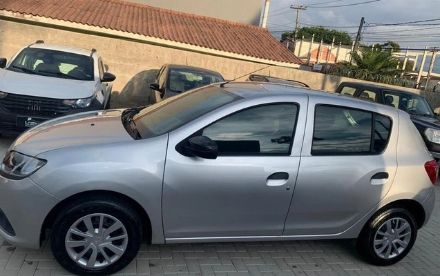 imagem-https://www.socarrao.com.br/sc-vehicle-images-prod/879968/1785426041721-7838635_1_B_0869f1fbd3.jpeg