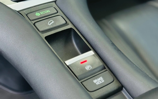 imagem-https://www.socarrao.com.br/sc-vehicle-images-prod/880014/1788362933182-gb-d8227cc.jpeg