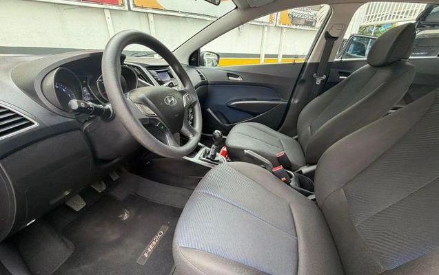 imagem-https://www.socarrao.com.br/sc-vehicle-images-prod/880022/1787338825419-7831831_0_B_b13e40e3b4.jpeg