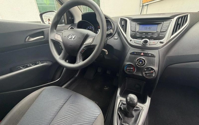imagem-https://www.socarrao.com.br/sc-vehicle-images-prod/880022/1787338825422-7831831_5_B_fe5e1367d8.jpeg