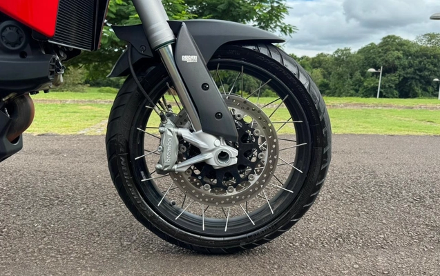 imagem-https://www.socarrao.com.br/sc-vehicle-images-prod/880090/1772038667375-V2hhdHNBcHAgSW1hZ2UgMjAyNi0wMi0yMyBhdCAxNy4yNy40OCAoMikuanBlZw.jpeg