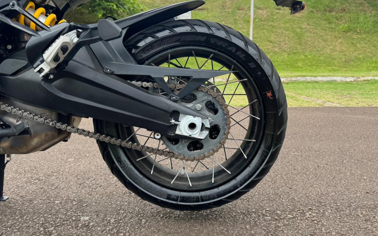 imagem-https://www.socarrao.com.br/sc-vehicle-images-prod/880090/1772038667533-V2hhdHNBcHAgSW1hZ2UgMjAyNi0wMi0yMyBhdCAxNy4yNy40OSAoMSkuanBlZw.jpeg