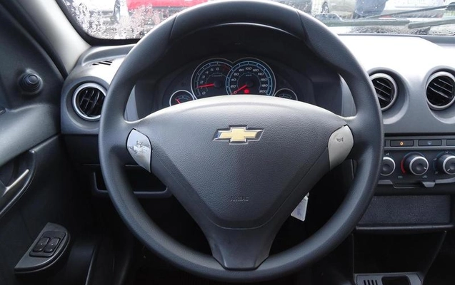 imagem-https://www.socarrao.com.br/sc-vehicle-images-prod/880111/1789676618279-7832732_14_B_fa7a656186.jpeg