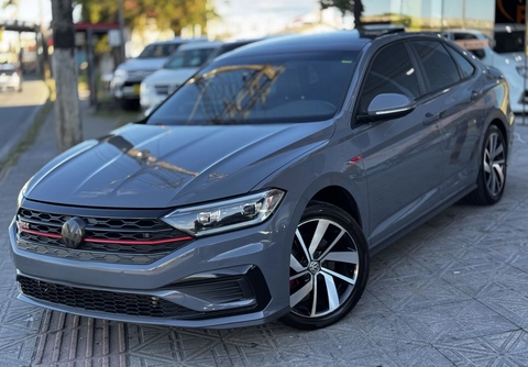Volkswagen Jetta 2021 Cinza — foto 1 de 3