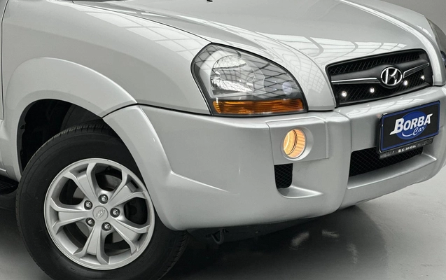 imagem-https://www.socarrao.com.br/sc-vehicle-images-prod/880281/1783101079171-04d978897a8c4ef391366d0d54932ebe_1772806942566.jpeg