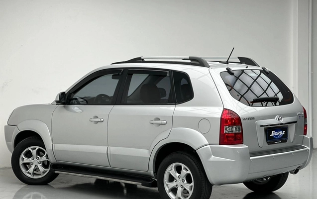 imagem-https://www.socarrao.com.br/sc-vehicle-images-prod/880281/1783101079180-dc2d5a5aca13407780474ae1dadb715f_1772806957425.jpeg