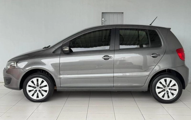imagem-https://www.socarrao.com.br/sc-vehicle-images-prod/880423/1772044784860-7839552_14_B_44307877b5.jpeg