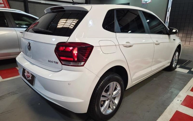 imagem-https://www.socarrao.com.br/sc-vehicle-images-prod/880549/1772046393683-7781703_7_B_21feb3cad6.jpeg