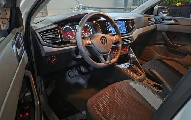 imagem-https://www.socarrao.com.br/sc-vehicle-images-prod/880549/1772046393684-7781703_12_B_93ed620af8.jpeg