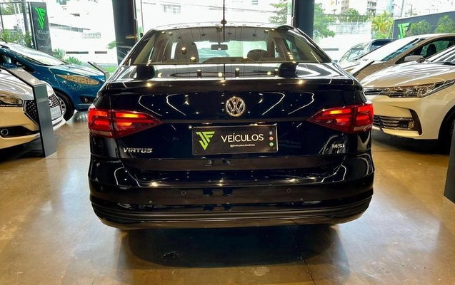 imagem-https://www.socarrao.com.br/sc-vehicle-images-prod/880983/1778704641005-7619411_0_B_7d6fdadded.jpeg