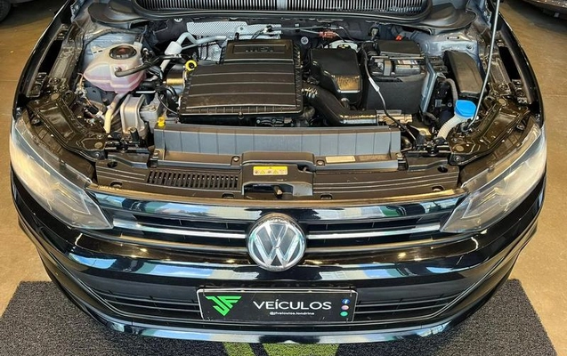 imagem-https://www.socarrao.com.br/sc-vehicle-images-prod/880983/1778704641020-7619411_14_B_7129a2843a.jpeg