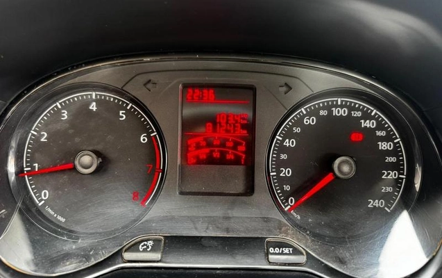 imagem-https://www.socarrao.com.br/sc-vehicle-images-prod/880984/1789073588663-7380855_9_B_59c3129969.jpeg