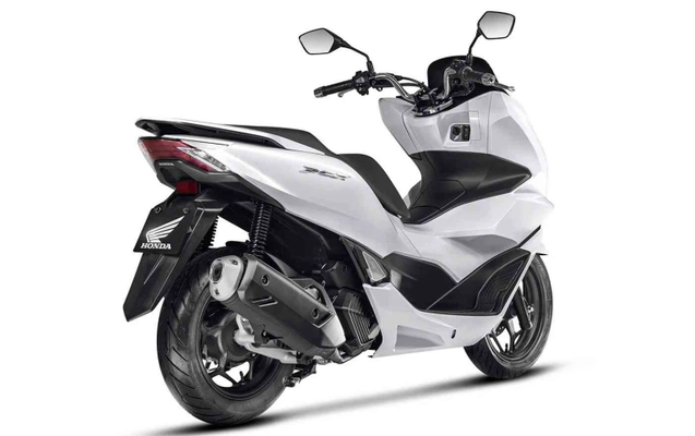 imagem-https://www.socarrao.com.br/sc-vehicle-images-prod/881/1787604976752-app-photos-8stmnDUvA8wuo9pAV6RQjYVq0PeR0eLJ.jpg