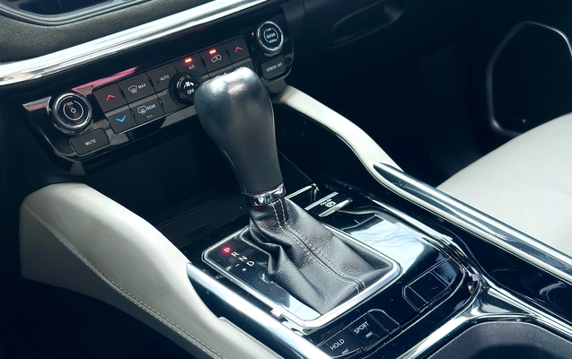 imagem-https://www.socarrao.com.br/sc-vehicle-images-prod/881136/1772054125472-23_055706.jpg
