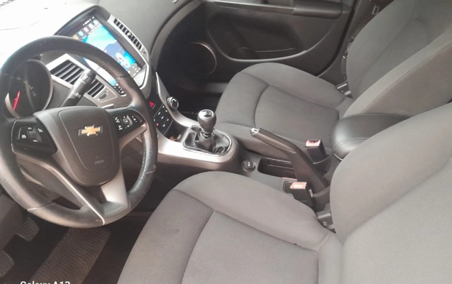 imagem-https://www.socarrao.com.br/sc-vehicle-images-prod/881149/1772055393278-U2NyZWVuc2hvdF8yMDI2MDIwM18xOTI2MjZfV2hhdHNBcHAuanBn.jpg