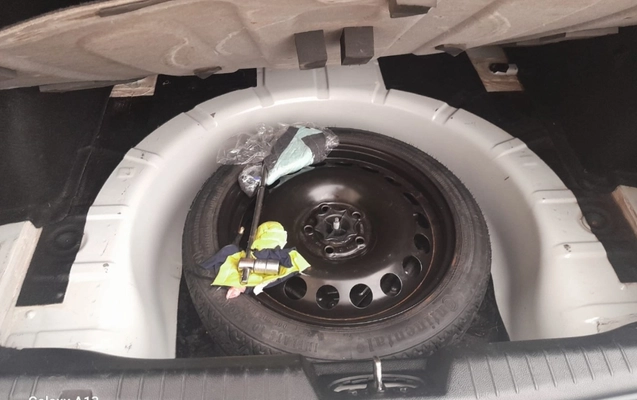 imagem-https://www.socarrao.com.br/sc-vehicle-images-prod/881149/1772055393591-U2NyZWVuc2hvdF8yMDI2MDIwM18xOTI1NDhfV2hhdHNBcHAuanBn.jpg