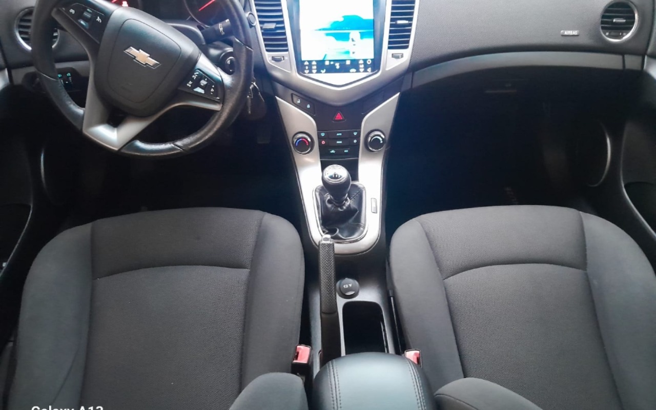 imagem-https://www.socarrao.com.br/sc-vehicle-images-prod/881149/1772055394271-U2NyZWVuc2hvdF8yMDI2MDIwM18xOTI2MzVfV2hhdHNBcHAuanBn.jpg