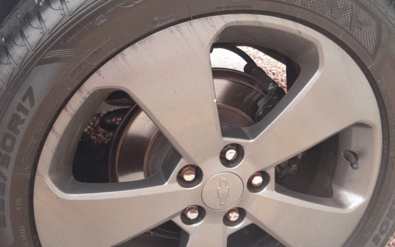 imagem-https://www.socarrao.com.br/sc-vehicle-images-prod/881149/1772055395261-U2NyZWVuc2hvdF8yMDI2MDIwM18xOTI2MTJfV2hhdHNBcHAuanBn.jpg