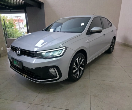 Volkswagen Virtus 2025 Prata — foto 1 de 3