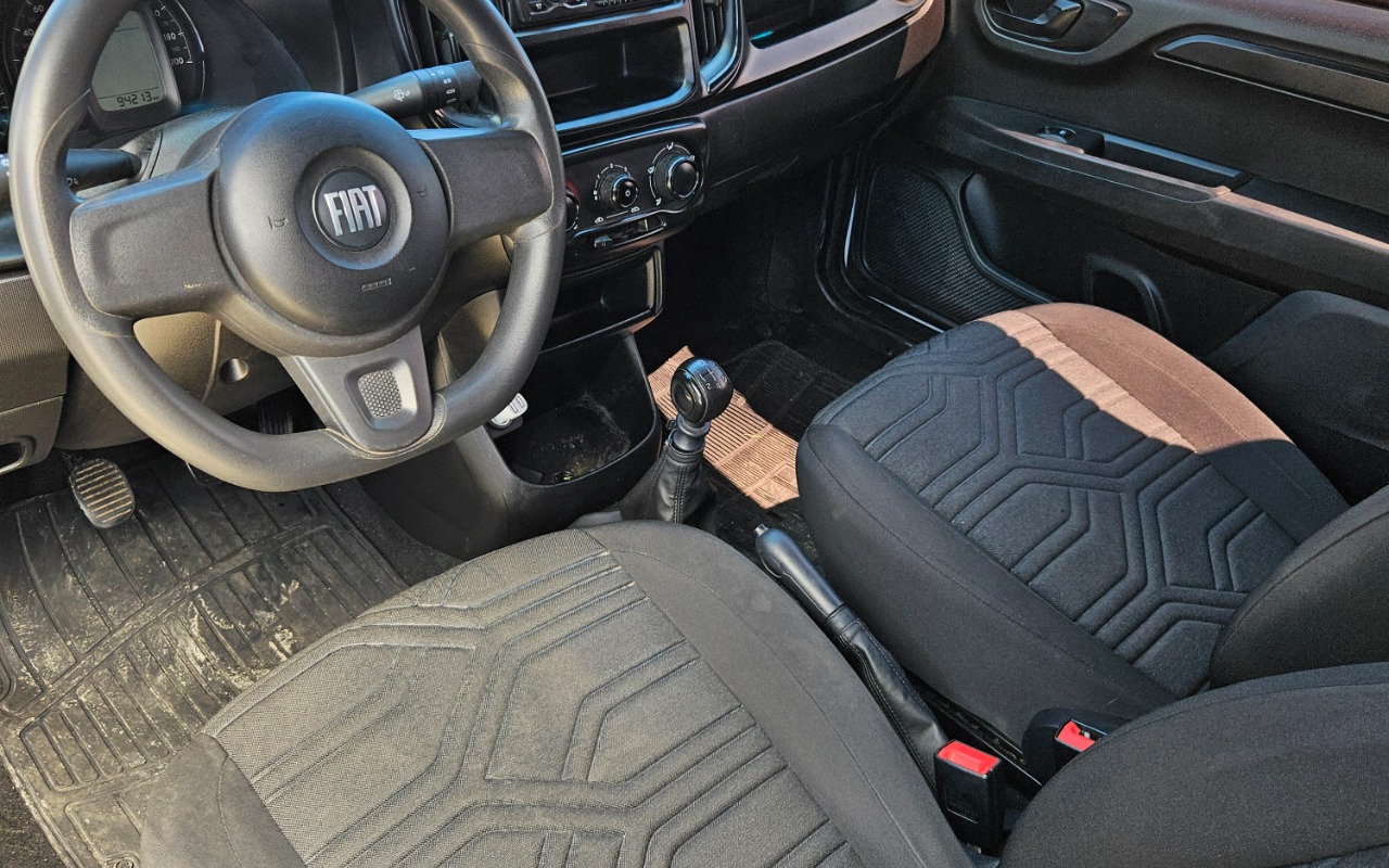 imagem-https://www.socarrao.com.br/sc-vehicle-images-prod/881246/1772059837676-MjAyNTExMTlfMTQwNTIzLmpwZw.jpg