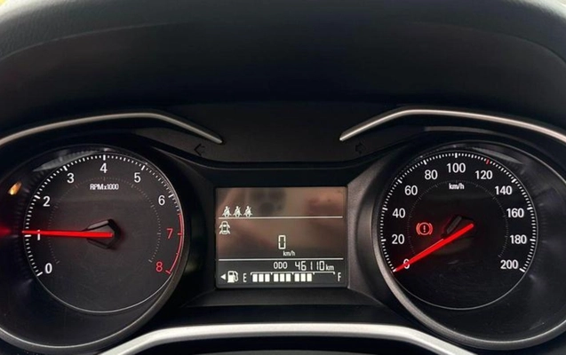 imagem-https://www.socarrao.com.br/sc-vehicle-images-prod/882102/1772110023446-NzgzMTcxNF8wX0JfYTAxOWVkYTIwMC5qcGVn.jpeg