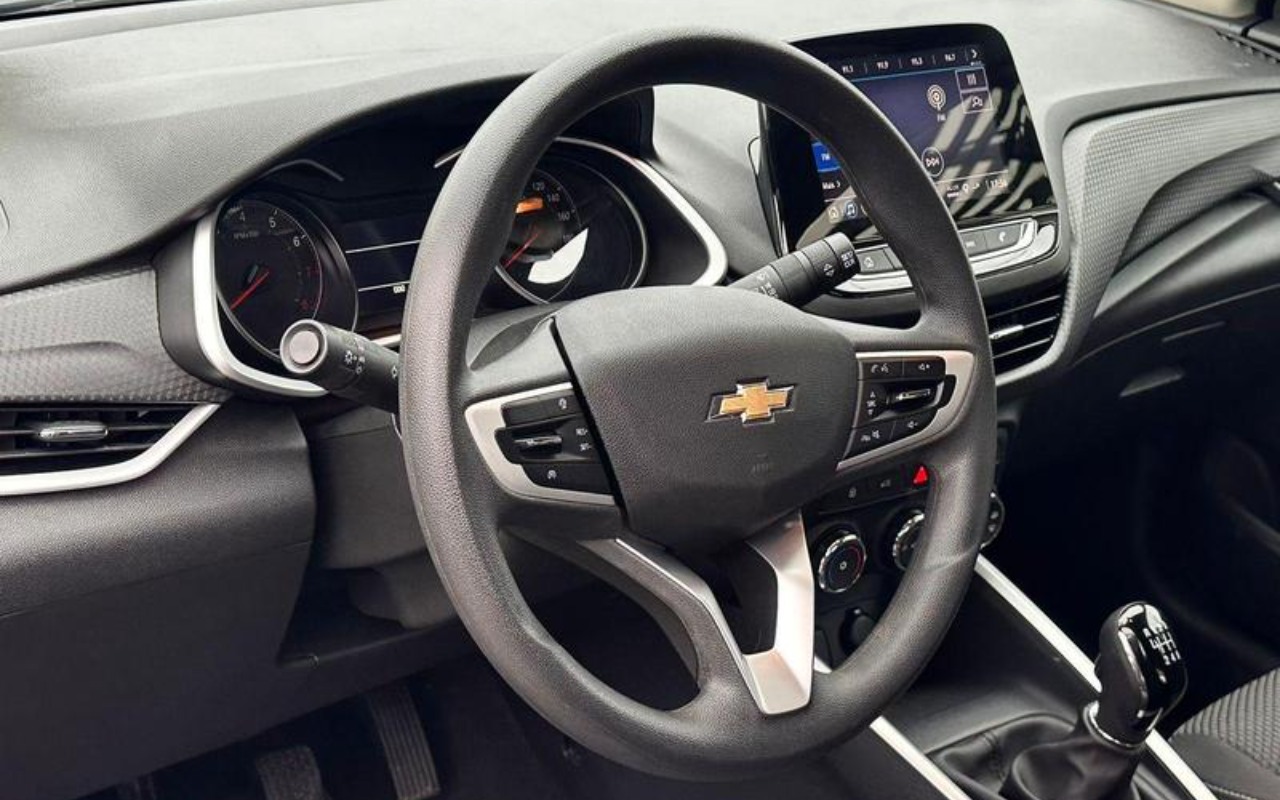 imagem-https://www.socarrao.com.br/sc-vehicle-images-prod/882102/1772110023660-NzgzMTcxNF8xX0JfNmEyYzgxODE0ZS5qcGVn.jpeg