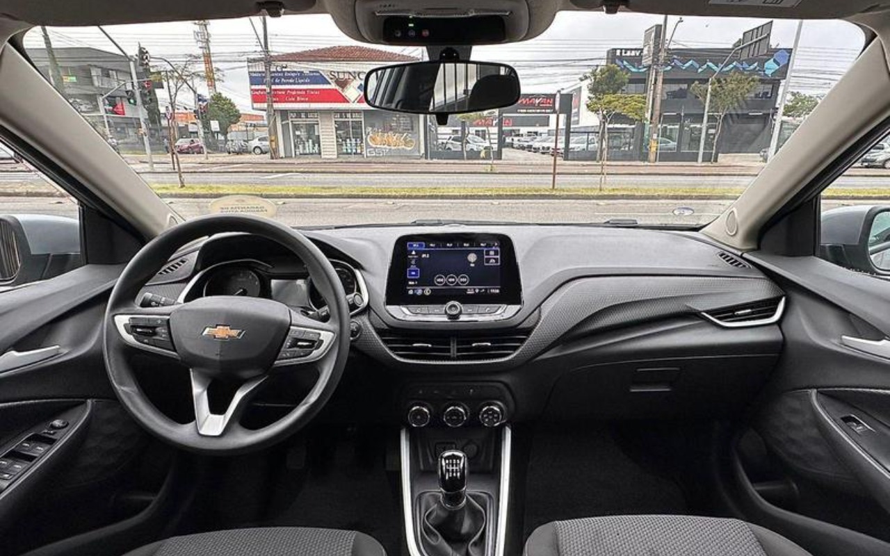 imagem-https://www.socarrao.com.br/sc-vehicle-images-prod/882102/1772110023892-NzgzMTcxNF8xX0JfOWQ3NDk4MTE0Yy5qcGVn.jpeg