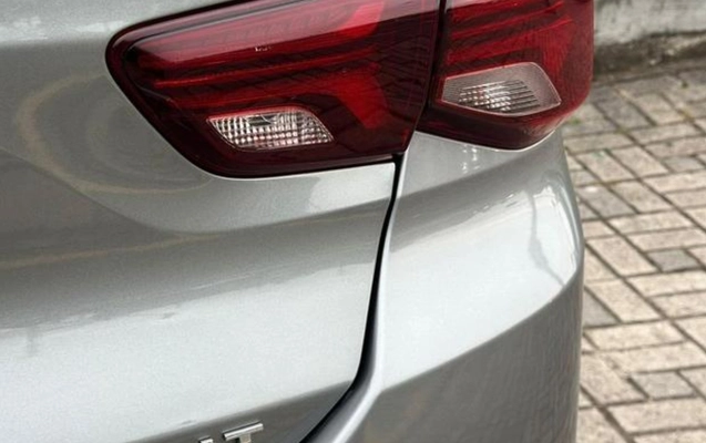 imagem-https://www.socarrao.com.br/sc-vehicle-images-prod/882102/1772110025363-NzgzMTcxNF8xOF9CX2QwM2Y4YzVkYjUuanBlZw.jpeg