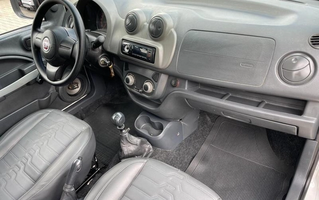 imagem-https://www.socarrao.com.br/sc-vehicle-images-prod/882239/1780416106323-7839081_9_B_68ed5041f6.jpeg