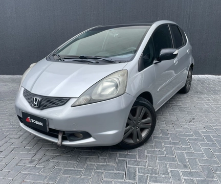 Honda Fit 2009 Prata — foto 1 de 3