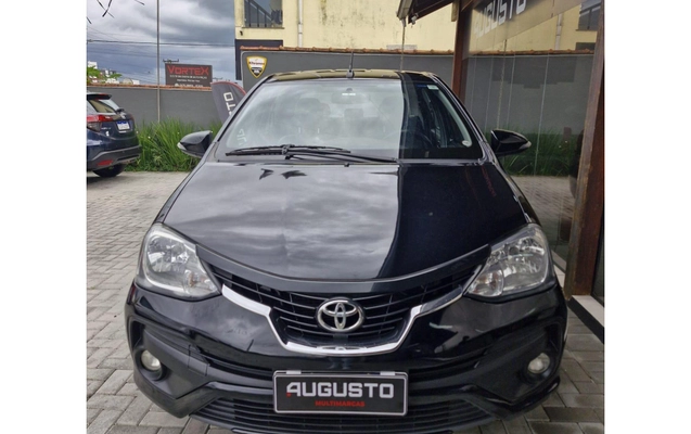 imagem-https://www.socarrao.com.br/sc-vehicle-images-prod/883072/1788287515214-6083200efd4e4aeab2da9fba6b9776f2_1772127160469.jpeg