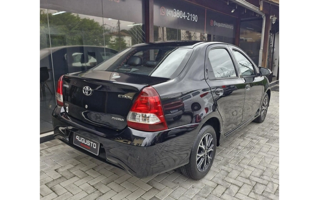 imagem-https://www.socarrao.com.br/sc-vehicle-images-prod/883072/1788287515217-ab6d30710f314e588f9c656263d01c1a_1772127162191.jpeg