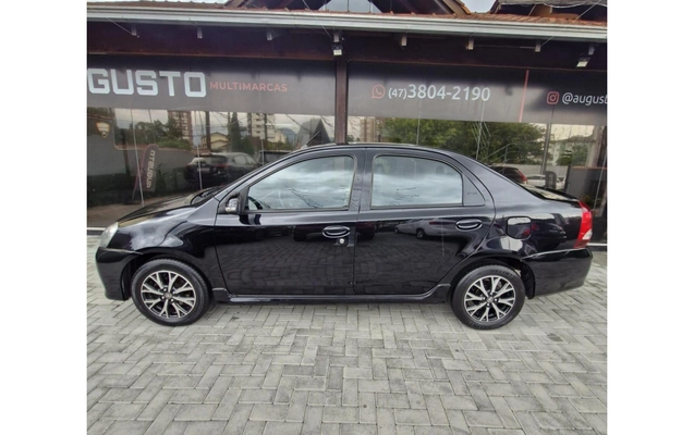 imagem-https://www.socarrao.com.br/sc-vehicle-images-prod/883072/1788287515226-5cab905b024e49d3b4bcae32eb69d845_1772127167919.jpeg