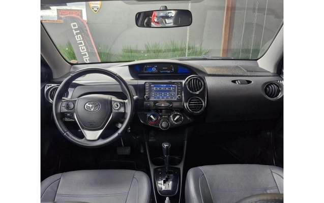 imagem-https://www.socarrao.com.br/sc-vehicle-images-prod/883072/1788287515230-29a3b48198f94d198b17b3af053558f4_1772127170865.jpeg