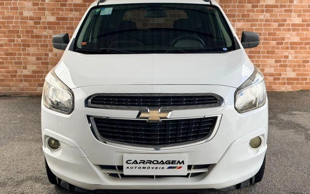 imagem-https://www.socarrao.com.br/sc-vehicle-images-prod/883132/1787166559287-7536097_1_B_1189496333.jpeg