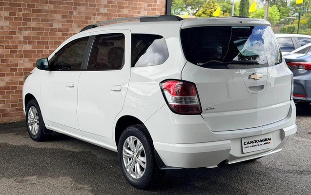 imagem-https://www.socarrao.com.br/sc-vehicle-images-prod/883132/1787166559293-7536097_5_B_53c6fcb2f3.jpeg
