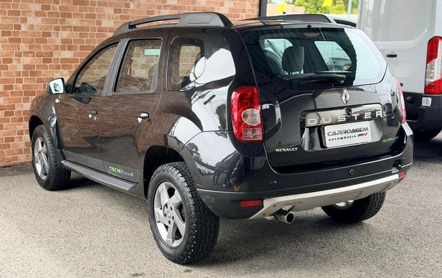 imagem-https://www.socarrao.com.br/sc-vehicle-images-prod/883136/1782394652378-7588859_5_B_550f3cdb32.jpeg