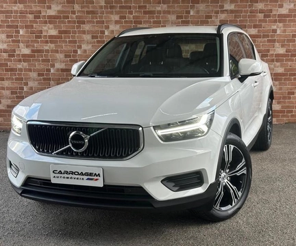Volvo XC40 T-4 2.0 190cv FWD 2019 Branco — foto 1 de 3